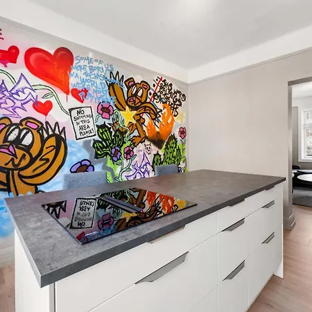 Bright & Modern 2br In The Heart Of Prázdninový dům *